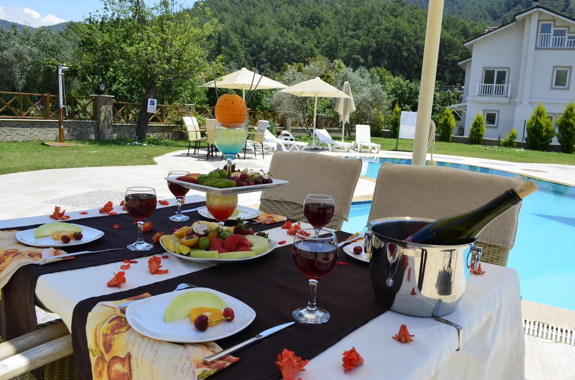 Mesken Inn Hotel Gocek  Luaran gambar